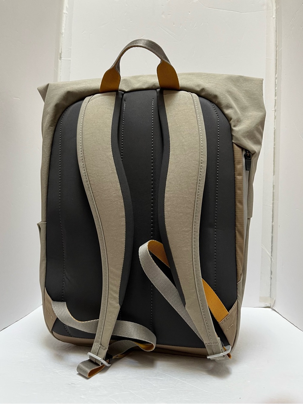 Bellroy Melbourne Backpack - Picture 3 of 16
